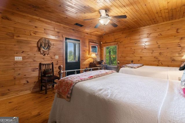 175 Leisure Drive, Ellijay, GA 30536