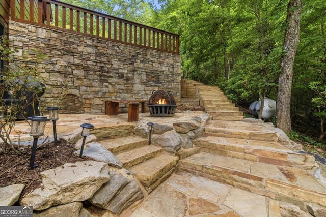175 Leisure Drive, Ellijay, GA 30536
