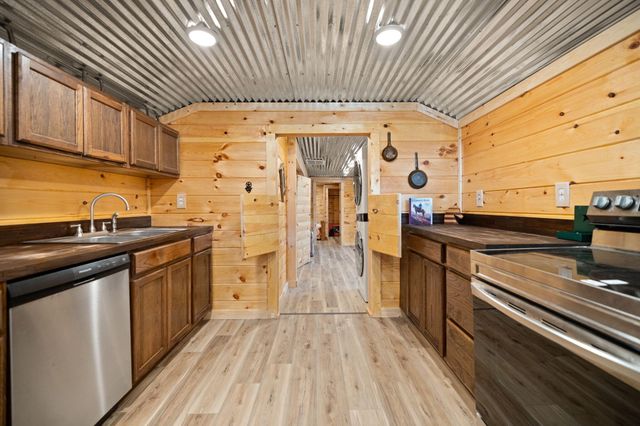 414 Upper Cane Creek Road, Stanton, KY 40380