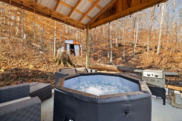 414 Upper Cane Creek Road, Stanton, KY 40380