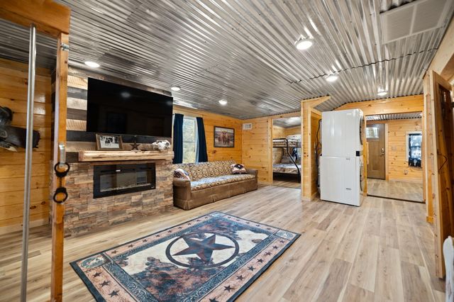 414 Upper Cane Creek Road, Stanton, KY 40380