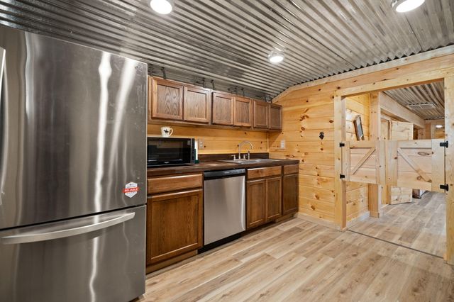 414 Upper Cane Creek Road, Stanton, KY 40380