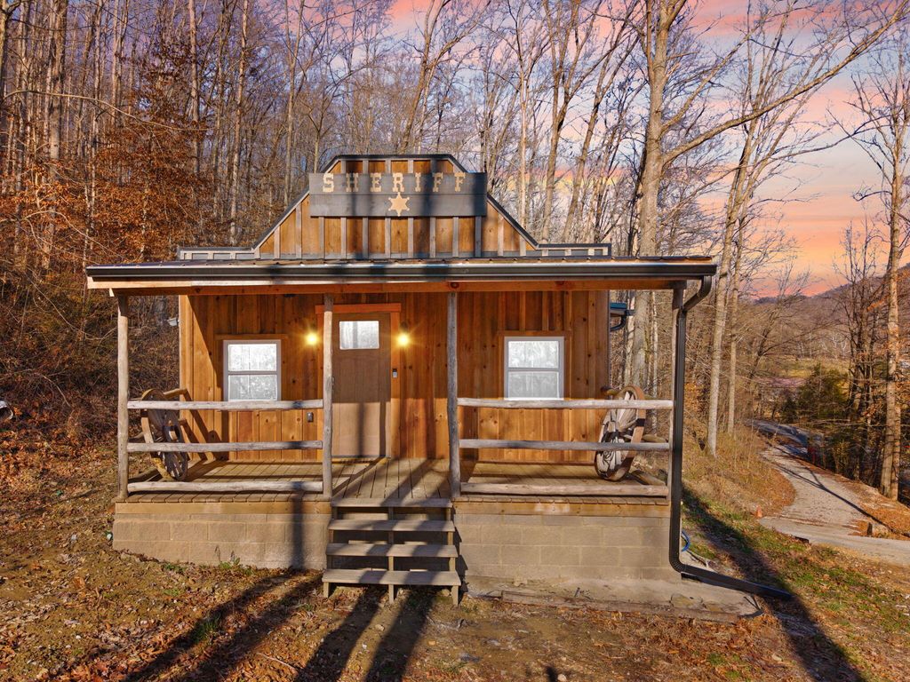 414 Upper Cane Creek Road, Stanton, KY 40380