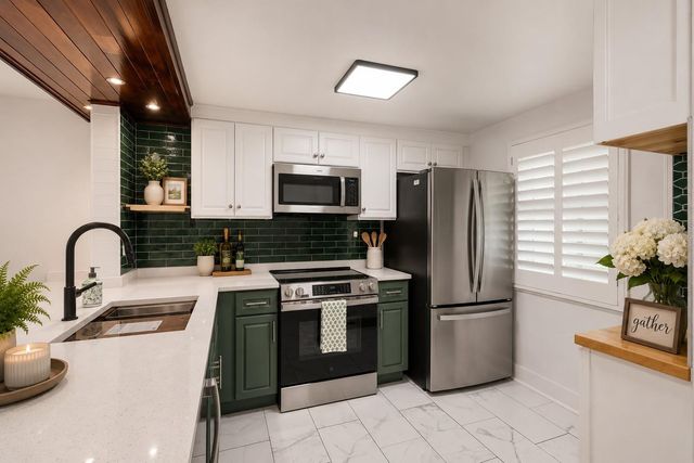 4368 SUMMERSUN DRIVE 4368, New Port Richey, FL 34652
