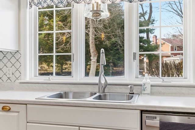 499 Chadwick Road, Haverhill, MA 01836