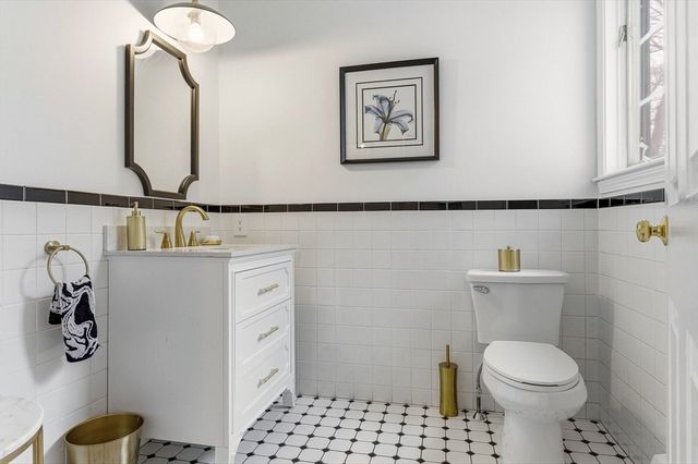 499 Chadwick Road, Haverhill, MA 01836