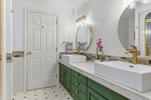 499 Chadwick Road, Haverhill, MA 01836