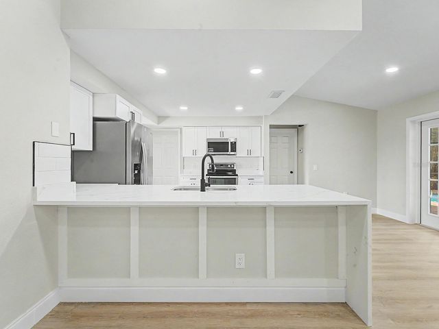 6918 ODONIEL LOOP W, Lakeland, FL 33809