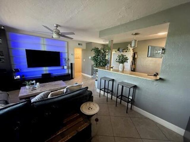 2713 NE 33RD Avenue, Fort Lauderdale, FL 33308