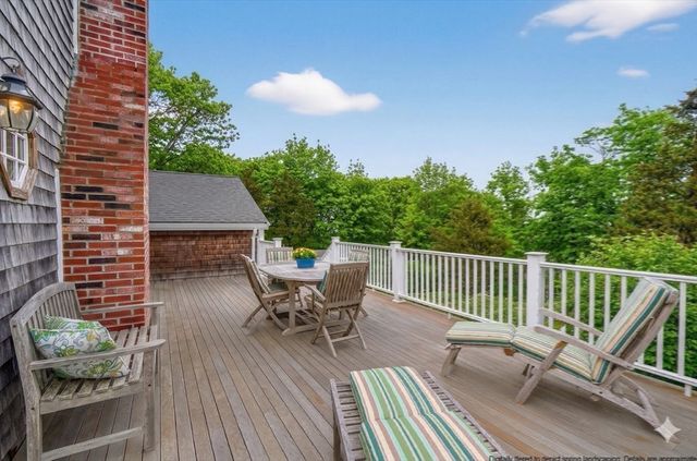 32 Howe Rd, Cohasset, MA 02025