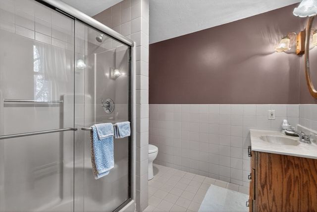 32 Howe Rd, Cohasset, MA 02025