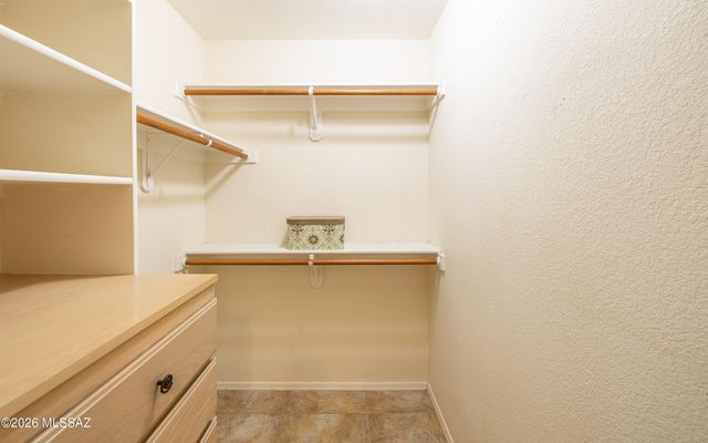 13197 N Silver Cholla Place, Marana, AZ 85658