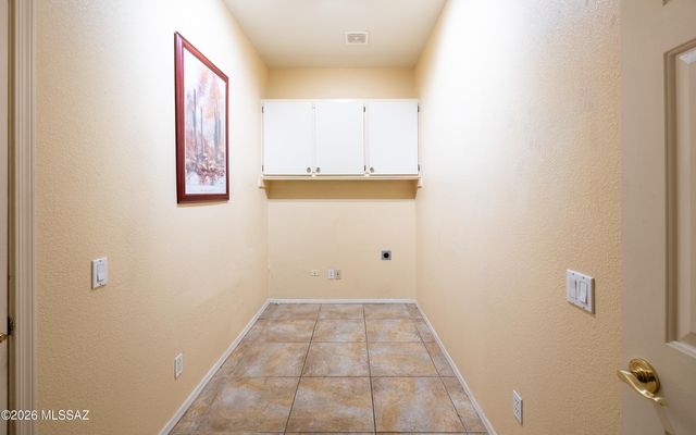 13197 N Silver Cholla Place, Marana, AZ 85658