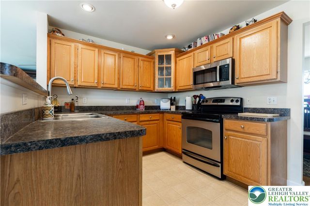 707 Gilbert Road, Chestnuthill Twp, PA 18331