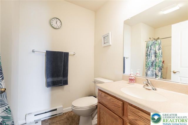 707 Gilbert Road, Chestnuthill Twp, PA 18331