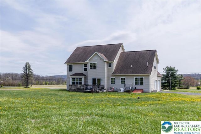 707 Gilbert Road, Chestnuthill Twp, PA 18331