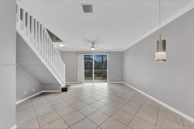 2590 Cordoba Bnd 2590, Weston, FL 33327