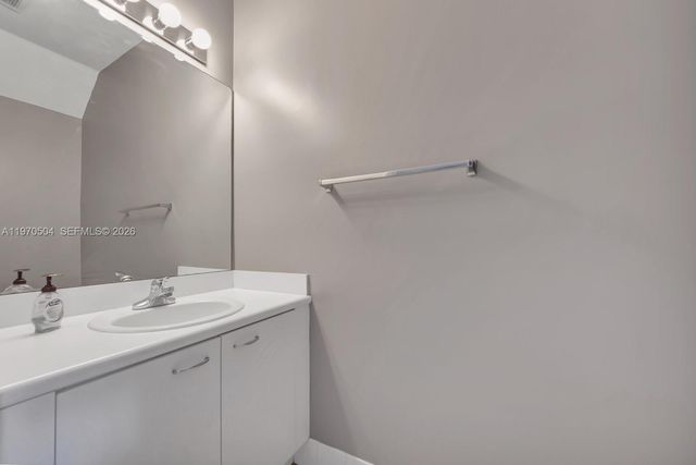 2590 Cordoba Bnd 2590, Weston, FL 33327