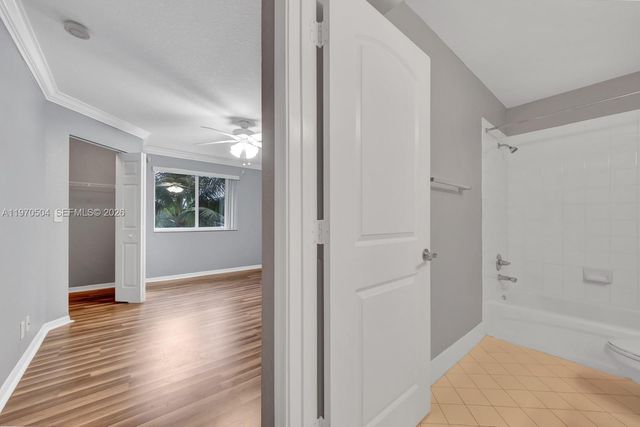 2590 Cordoba Bnd 2590, Weston, FL 33327