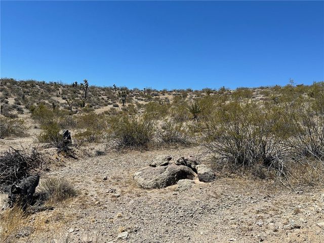 1590 W La Jolla Circle, Meadview, AZ 86444