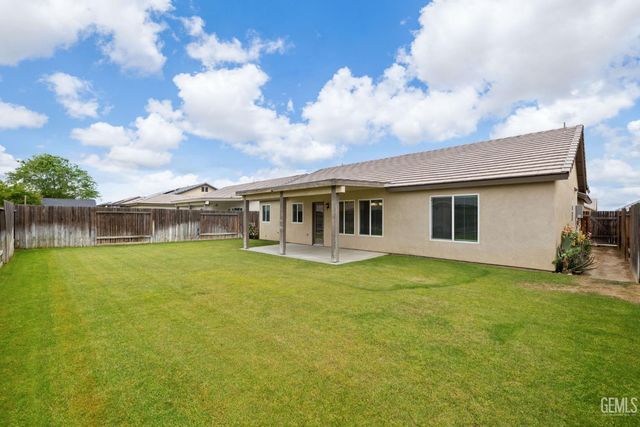 13507 Ashton Wood Court, Bakersfield, CA 93314