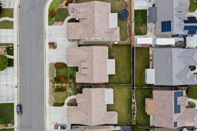 13507 Ashton Wood Court, Bakersfield, CA 93314