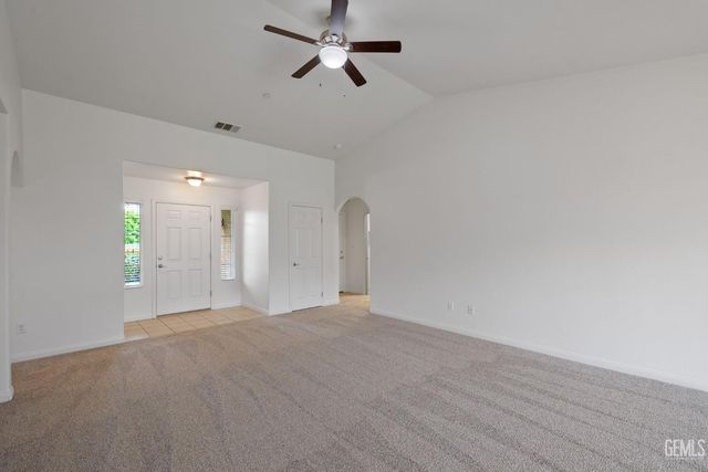 13507 Ashton Wood Court, Bakersfield, CA 93314