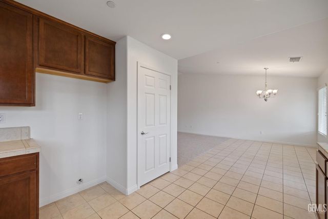 13507 Ashton Wood Court, Bakersfield, CA 93314