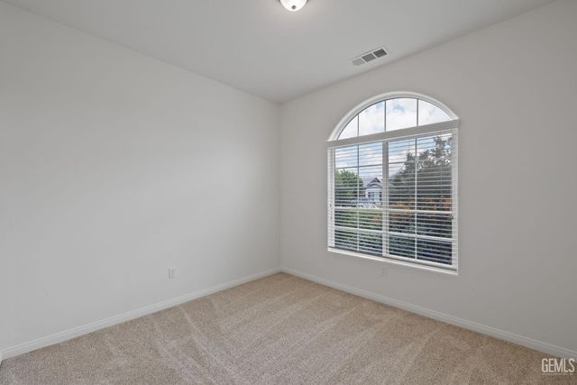 13507 Ashton Wood Court, Bakersfield, CA 93314