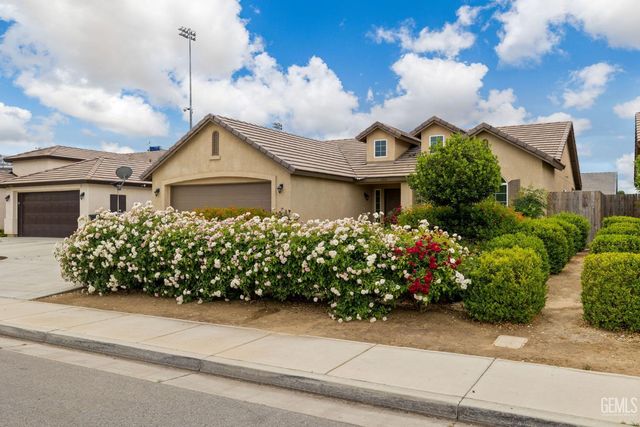 13507 Ashton Wood Court, Bakersfield, CA 93314