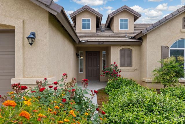 13507 Ashton Wood Court, Bakersfield, CA 93314