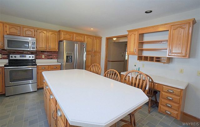 1152 Moll Street, North Tonawanda, NY 14120