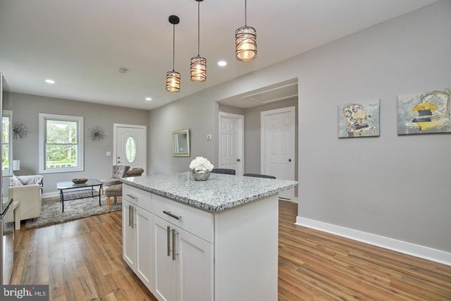 1516 OPUS AVE, Capitol Heights, MD 20743