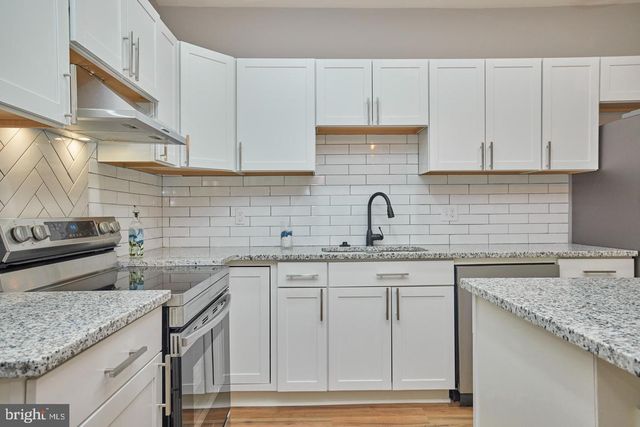 1516 OPUS AVE, Capitol Heights, MD 20743