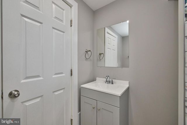 1516 OPUS AVE, Capitol Heights, MD 20743