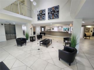 18100 N Bay Rd PH7, Sunny Isles Beach, FL 33160