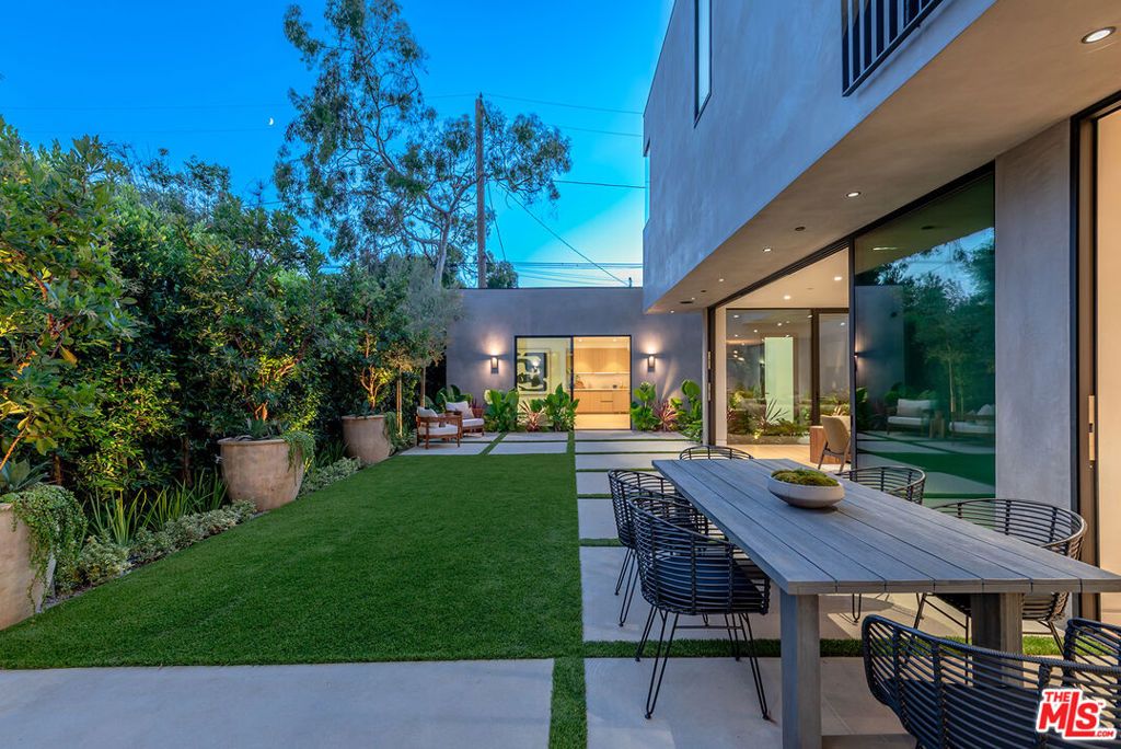 2031 Glyndon Avenue, Venice, CA 90291 — photo 3