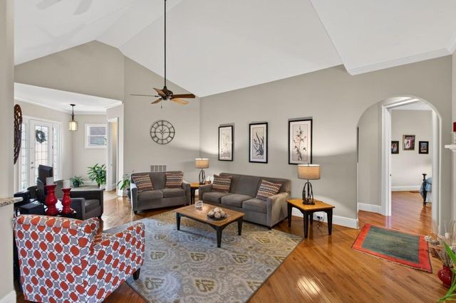 5926 Hogans Way, Douglasville, GA 30135