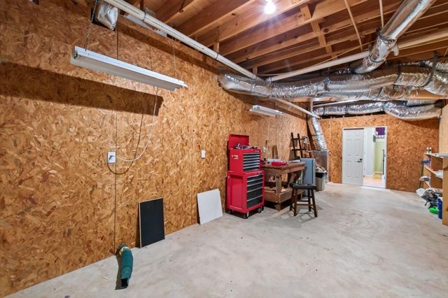 5926 Hogans Way, Douglasville, GA 30135