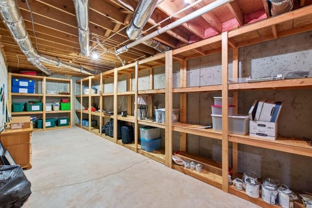 5926 Hogans Way, Douglasville, GA 30135