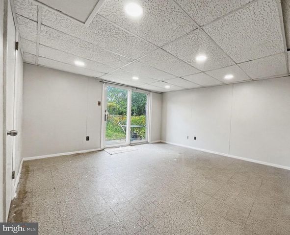 12564 BISCAYNE DR, Philadelphia, PA 19154