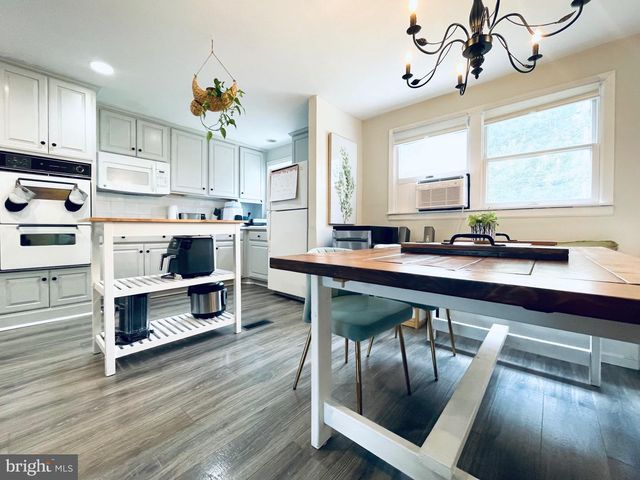 12564 BISCAYNE DR, Philadelphia, PA 19154