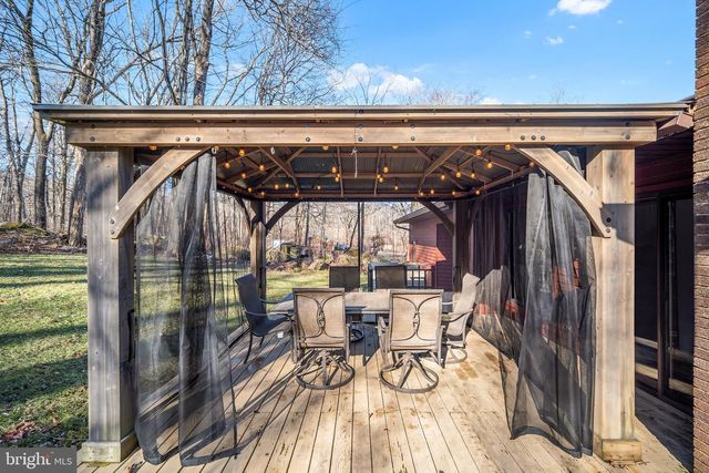 2028 N ROCKHILL RD, Sellersville, PA 18960