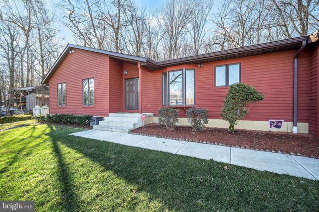 2028 N ROCKHILL RD, Sellersville, PA 18960