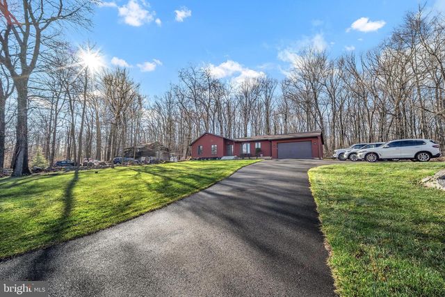 2028 N ROCKHILL RD, Sellersville, PA 18960