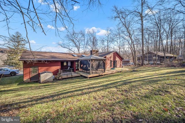 2028 N ROCKHILL RD, Sellersville, PA 18960