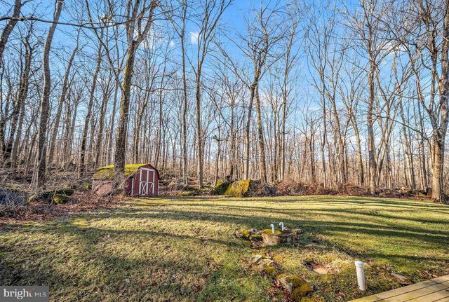 2028 N ROCKHILL RD, Sellersville, PA 18960