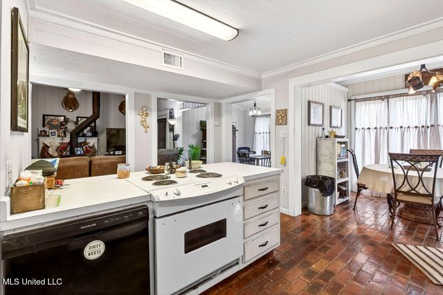 13401 Larue Road, Vancleave, MS 39565