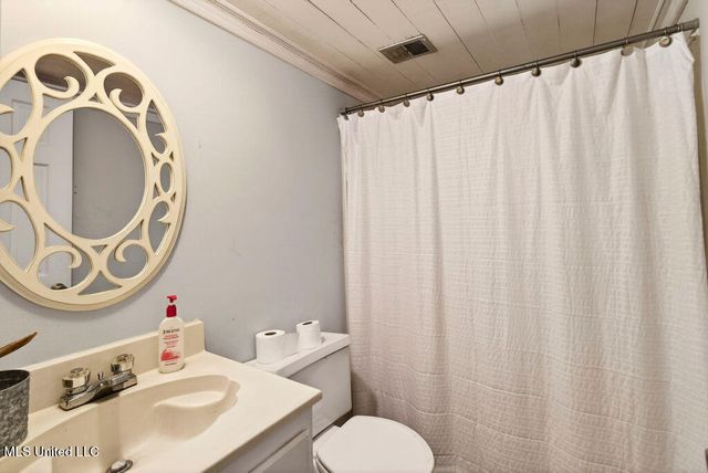 13401 Larue Road, Vancleave, MS 39565