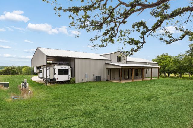 310 County Road 217, Collinsville, TX 76233